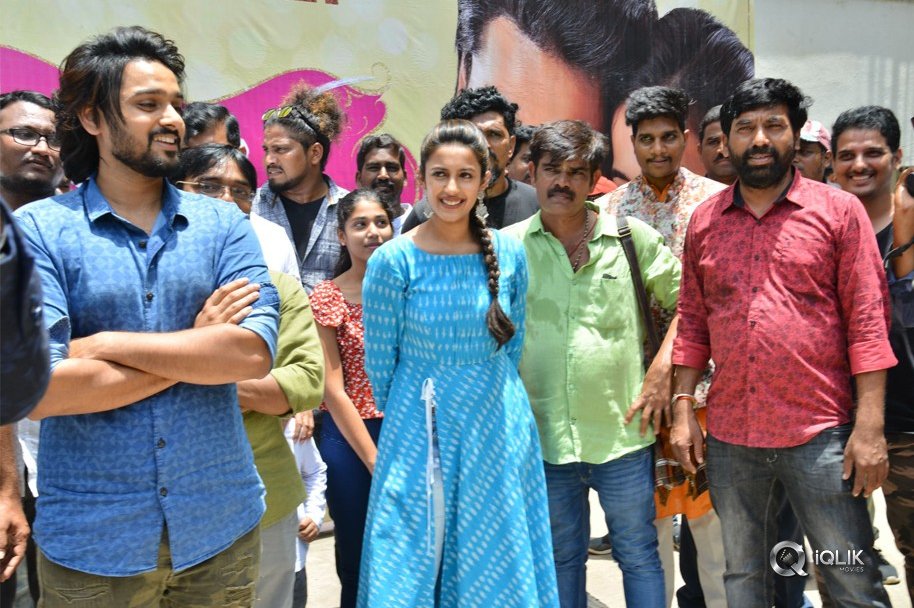 Happy-Wedding-Movie-Team-at-Sims-College-Guntur